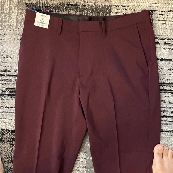 New Men’s Reaction by Kenneth Cole Dress Pants Deep Wine 36 x 30 - Picture 3 of 6